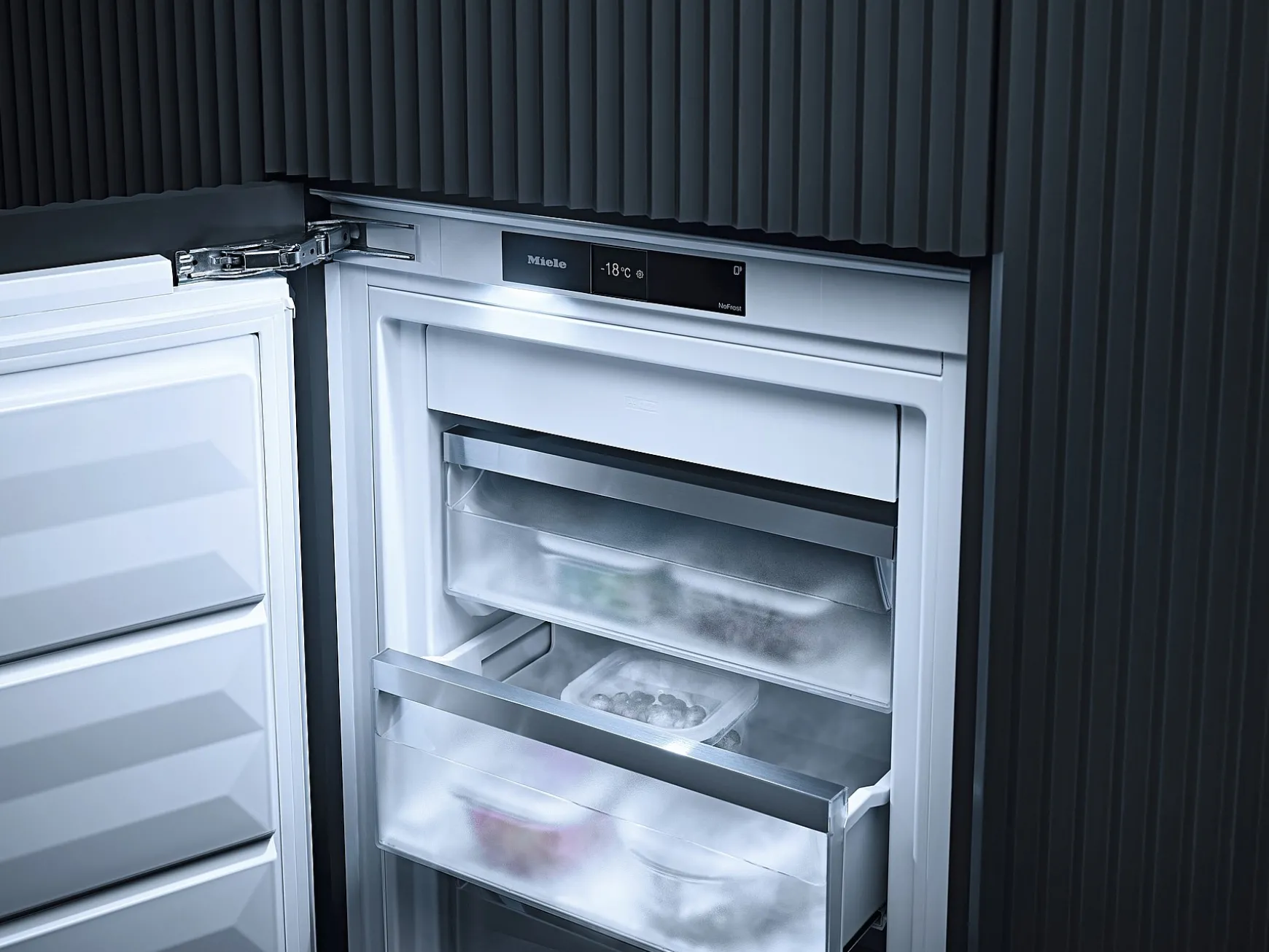 Miele Fns 7794 E- Eingebaute Gefrierschranke