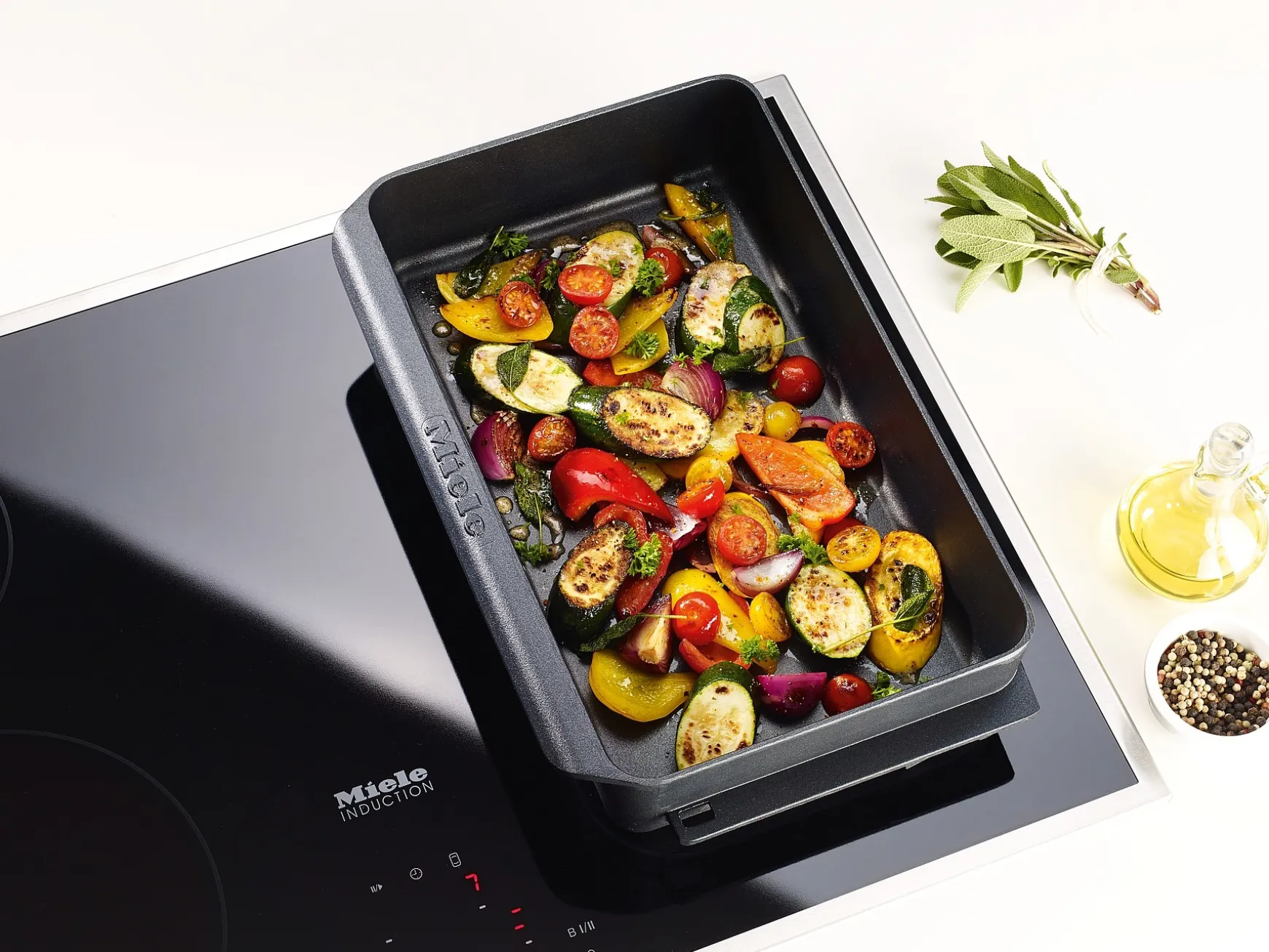 Miele Induktions-Gourmet-Auflaufform- Kuchenzubehör