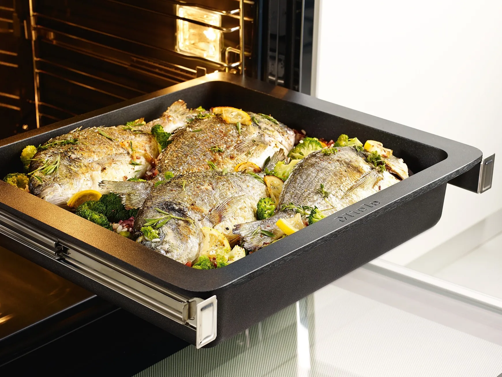 Miele Induktions-Gourmet-Auflaufform- Kuchenzubehör