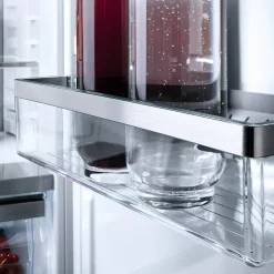 Miele Kfn 7795 D- Integrierte Bodenhalterungen