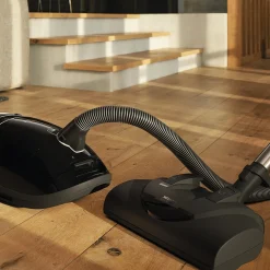 Miele Komplette C3 Kona Powerline Sgfe0- Bodenstaubsauger Mit Beutel