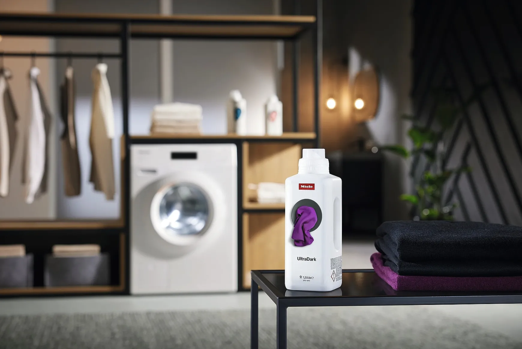 Miele Ultradark 50,72 Fl. Oz. (1,5 L)- Reinigungsprodukte Fur Die Wäschepflege
